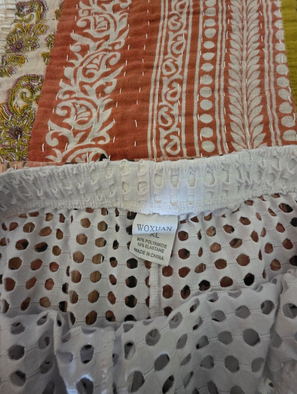 White 3 Inch Inseam Mens Shorts - Picture 3 of 4